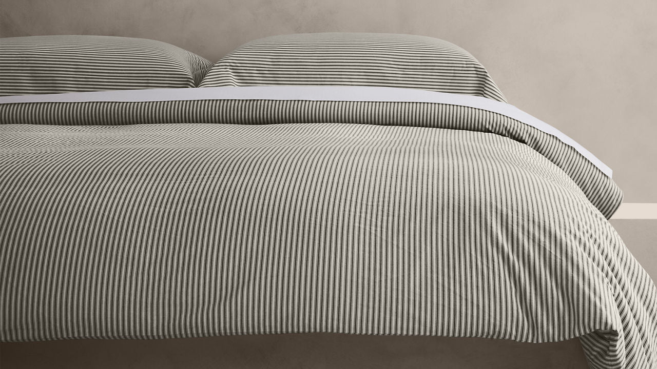 Restoration Hardware Italian Jacquard Stripe Linen King Button shops Duvet Cover